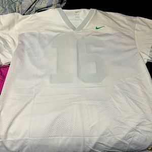 Mens XXXL Nike football jersey. New with tags